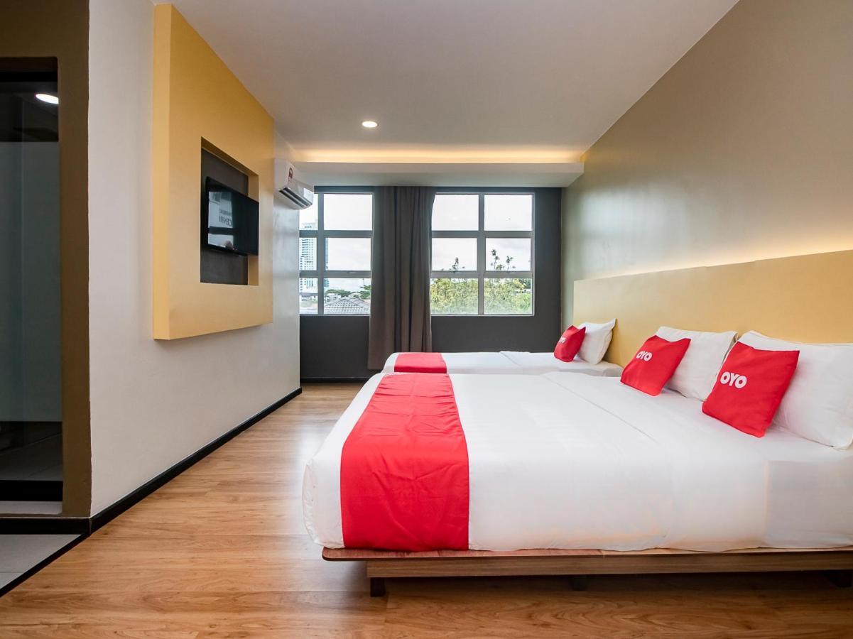 โอโย 90105 ทาวเวอร์มาส โฮเทล Hotel ซีบู ภายนอก รูปภาพ