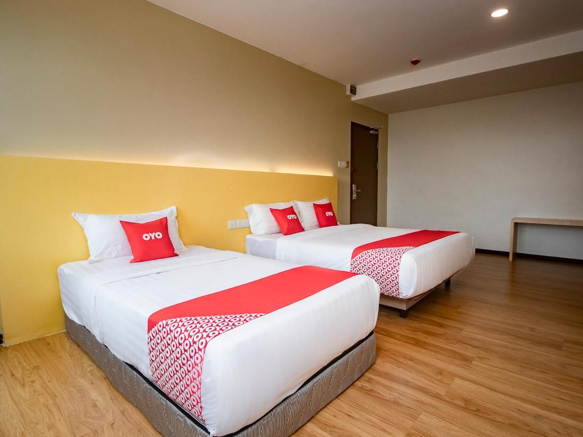โอโย 90105 ทาวเวอร์มาส โฮเทล Hotel ซีบู ภายนอก รูปภาพ